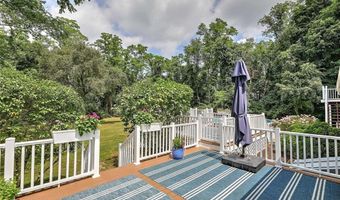 63 Pendar Rd, North Kingstown, RI 02852