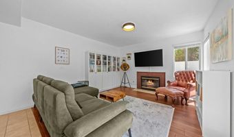 4557 Avenida Privado, Oceanside, CA 92057