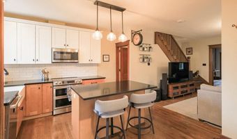 2441 W TILGHMAN St, Allentown, PA 18104