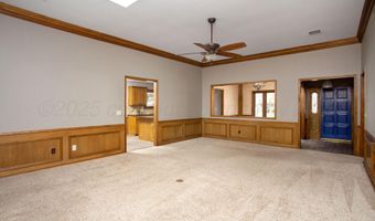 7305 QUEENS Pl, Amarillo, TX 79109