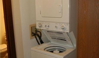 7600 157th St W 105, Apple Valley, MN 55124