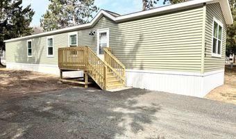 295 Pine Dr, Altoona, WI 54720