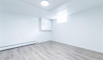 46 Lincoln Ave, Cranston, RI 02920