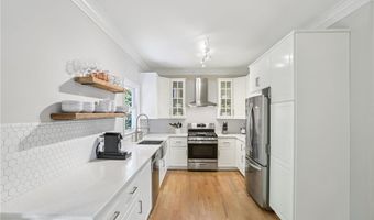 2784 White Oak Dr, Decatur, GA 30032