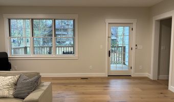 1702 Hill St, Ann Arbor, MI 48104