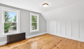 148 Center St, Ashburnham, MA 01430