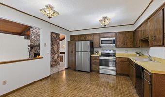 13789 Holyoke Ln, Apple Valley, MN 55124