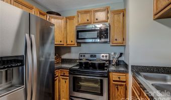 103 Sugar Ski Dr 332, Banner Elk, NC 28604