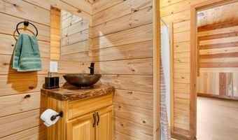 1090 Valley Grain Rd, Brooksville, MS 39739