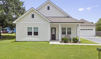 205 Caron Ln, Bay St. Louis, MS 39520
