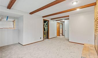 7090 146th St W, Apple Valley, MN 55124
