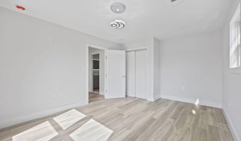 175 Brennan Concourse, Bayville, NJ 08721
