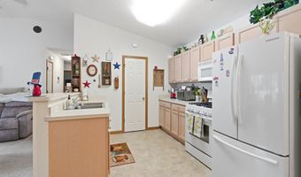 1238 Hunters Walk, Ashland, OH 44805
