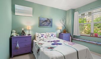 913 Mountain Meadows Cir, Ashland, OR 97520