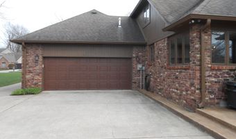 6712 Forrest Commons Blvd, Indianapolis, IN 46227