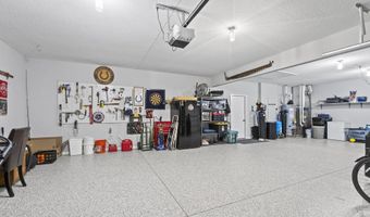 5279 Greyson Heights Dr, Auburn, IN 46706