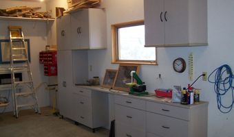 570 ST HWY 353, Boulder, WY 82923