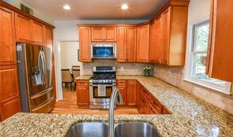 1865 Oak Tree Holw, Alpharetta, GA 30005