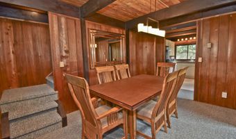 37 Lakeview Dr, Albrightsville, PA 18210