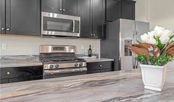 2804 Pointe View Dr, Adams Twp., PA 16046