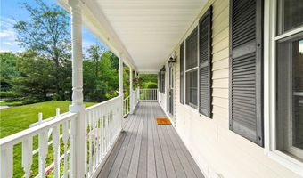 24 Poppy Hill Dr, Johnston, RI 02919