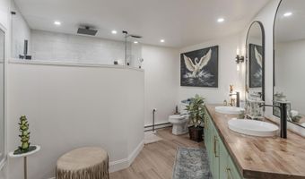 219 Hillcrest Ter, Brattleboro, VT 05301