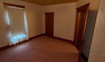 339 3rd St, Ashton, IA 51232