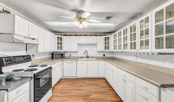 109 N Mill St, Weatherford, TX 76086