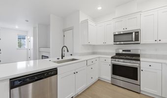 2524 NE Purcell Blvd, Bend, OR 97701
