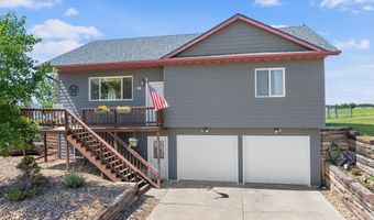 702 Taylor Ct, Belle Fourche, SD 57717