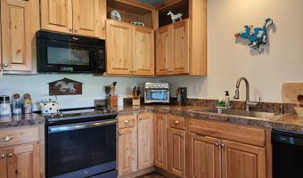 87882 AUCTION BARN Ln, Bandon, OR 97411