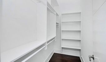 1711 Umstead St, Charlotte, NC 28205