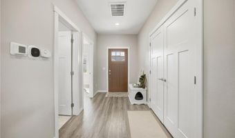 660 Voyager Dr, Alexandria, MN 56308