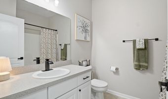 2946 Hunley Dr, Ann Arbor, MI 48105