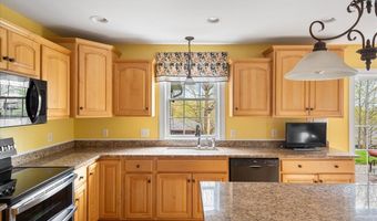 34 Goldsbury Woods Rd, Barre, VT 05641