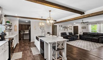 412 Mullinax Cir, Blacksburg, SC 29702