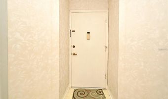 536 ORANGE Dr 16, Altamonte Springs, FL 32701