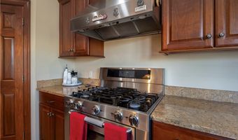 197 Saint Andrews Dr, Barboursville, WV 25504