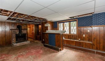 80 Westwood Rd, North Smithfield, RI 02896