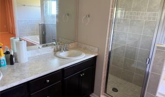 615 BENTLEY N Dr, Auburndale, FL 33823
