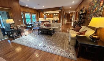 6135 Martha Dr, Aurora, IN 47001