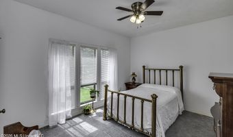 510 Bay Pointe Cir, Brandon, MS 39047