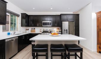 4336 Harbor Way 1, Oceanside, CA 92056