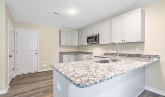97 Coachman Ln, Autryville, NC 28318
