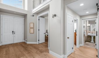 6402 Topmast Dr, Carlsbad, CA 92011