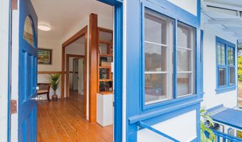 2048 KALANIANAOLE St, Hilo, HI 96720