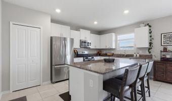 5052 WHITE CHICORY Dr, Apollo Beach, FL 33572