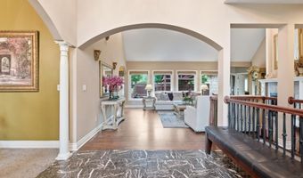 15586 Cedar Ln, Basehor, KS 66007