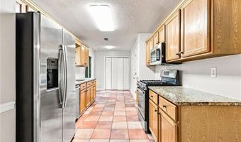 26 Boones Ridge Dr SE, Acworth, GA 30102