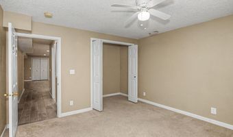 4105 Harris St, Ames, IA 50014